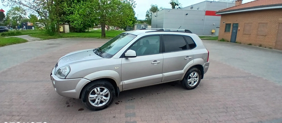 Hyundai Tucson cena 17500 przebieg: 237600, rok produkcji 2006 z Dębno małe 92